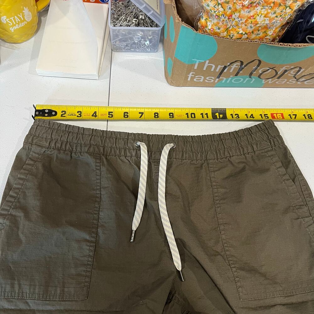 Vuori Vintage Ripstop Short Womens Medium Dark Oregano Green VW385 READ - Picture 6 of 7